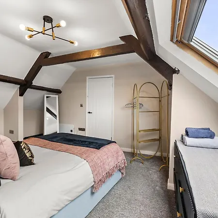 30 Percent Off The Sophisticated Abode - 3 Bed 아파트 *