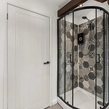 30 Percent Off The Sophisticated Abode - 3 Bed Whitby