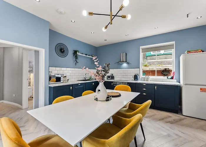 30 Percent Off The Sophisticated Abode - 3 Bed Whitby