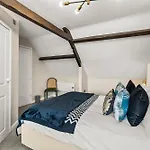 30 Percent Off The Sophisticated Abode - 3 Bed Appartamento