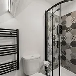 30 Percent Off The Sophisticated Abode - 3 Bed Appartamento Whitby