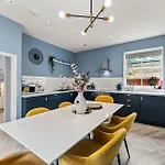 30 Percent Off The Sophisticated Abode - 3 Bed Whitby